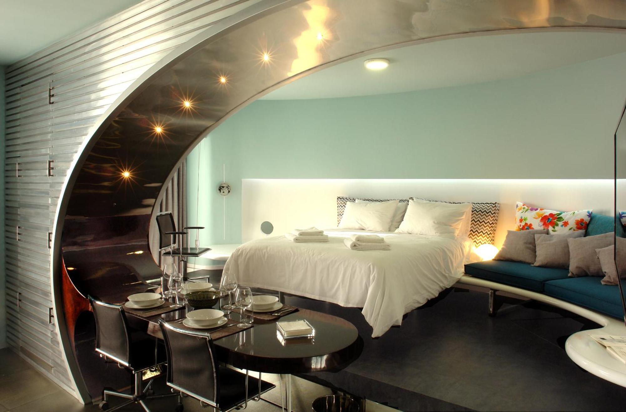 High End Suite At The Center Of Heraklion Экстерьер фото